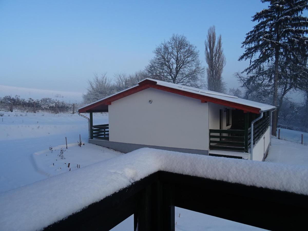 Kisrejtek Apartmanhaz Lispeszentadorján エクステリア 写真